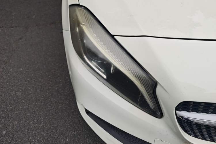 Used Mercedes-Benz A-Class 2016 A 200 Sport model Right Front Headlight