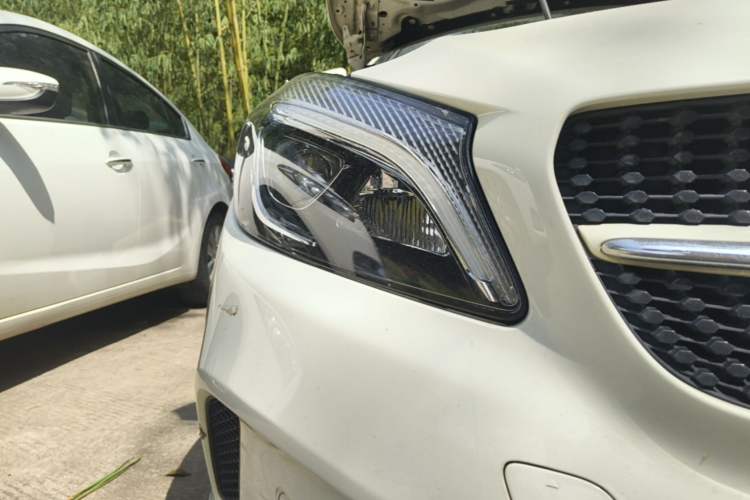Used Mercedes-Benz A-Class 2016 A 200 Dynamic Edition Right Front Headlight
