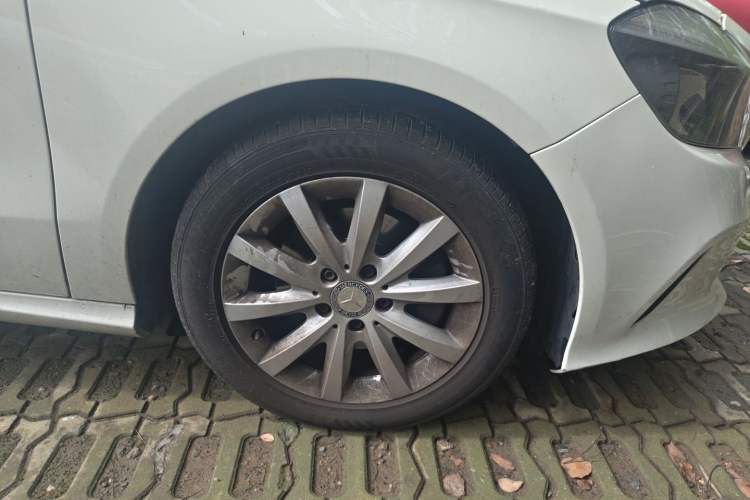 Used Mercedes-Benz A-Class 2016 A 180 Right Front Wheel Hub