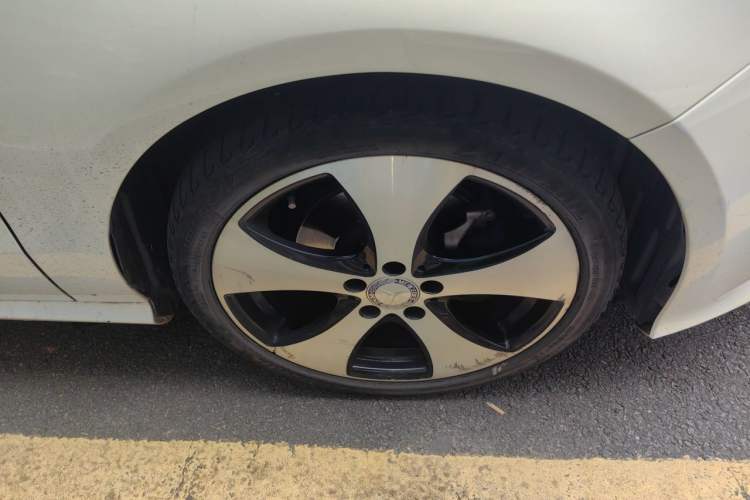 Used Mercedes-Benz A-Class 2016 A 200 Fashion Model Right Front Wheel Hub