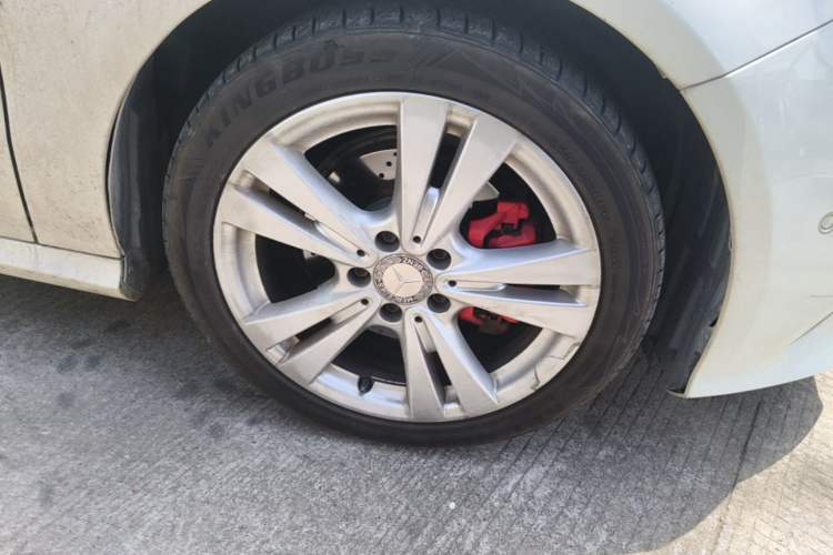 Used Mercedes-Benz A-Class 2016 A 200 Dynamic Edition Right Front Wheel Hub