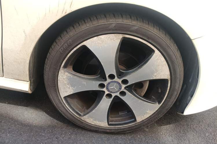Used Mercedes-Benz A-Class 2016 A 200 Fashion Model Right Front Wheel Hub