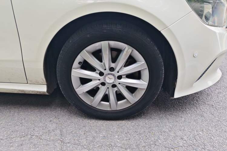 Used Mercedes-Benz A-Class 2016 A 180 Right Front Wheel Hub