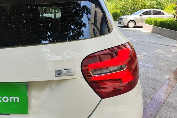 Used Mercedes-Benz A-Class 2016 A 200 Dynamic Edition Right Rear Taillight
