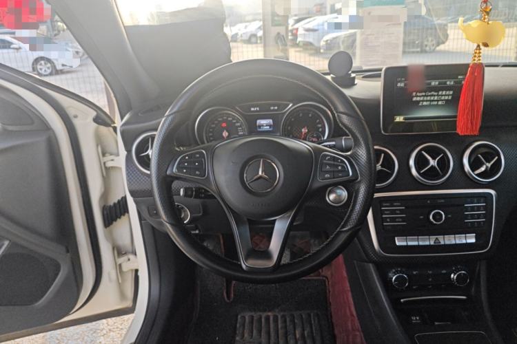 Used Mercedes-Benz A-Class 2016 A 200 Fashion Model Steering Wheel