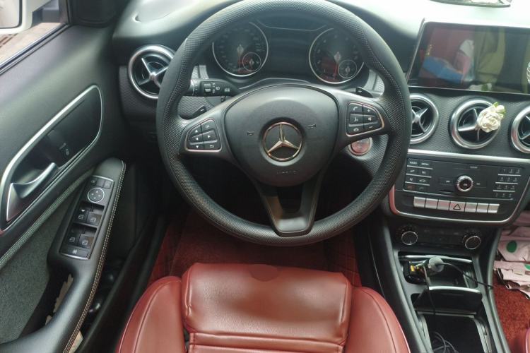 Used Mercedes-Benz A-Class 2016 A 180 Steering Wheel