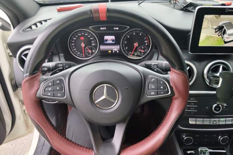 Used Mercedes-Benz A-Class 2016 A 180 Steering Wheel