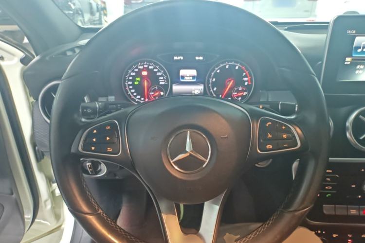 Used Mercedes-Benz A-Class 2016 A 200 Dynamic Edition Steering Wheel