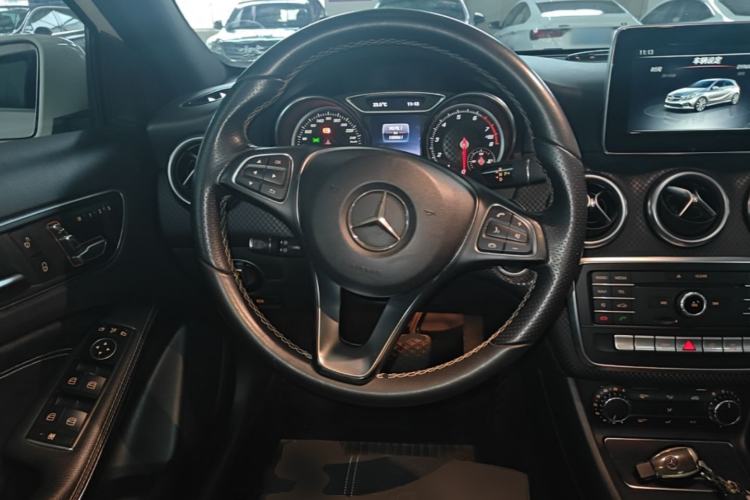Used Mercedes-Benz A-Class 2016 A 200 Fashion Model Steering Wheel