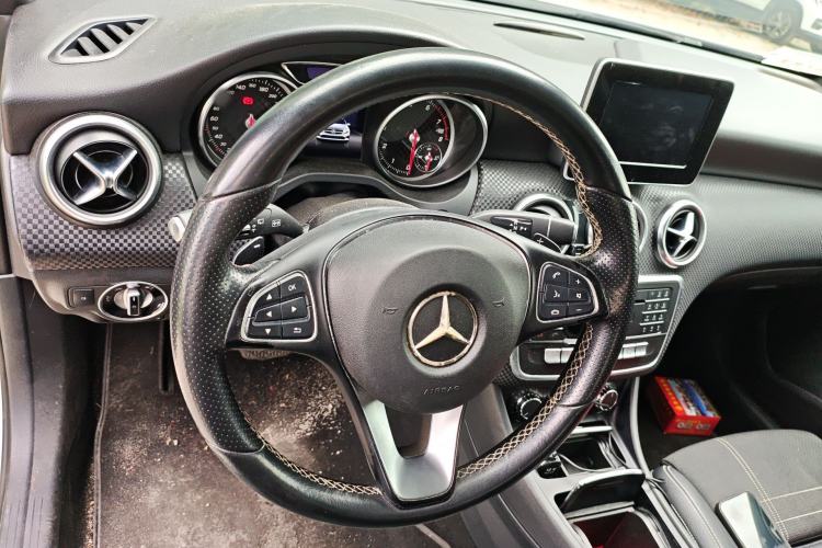 Used Mercedes-Benz A-Class 2016 A 200 Fashion Model Steering Wheel