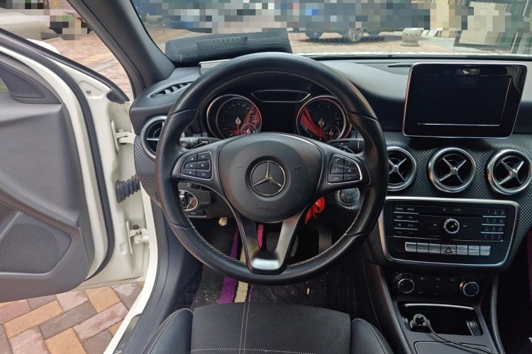 Used Mercedes-Benz A-Class 2016 A 200 Fashion Model Steering Wheel
