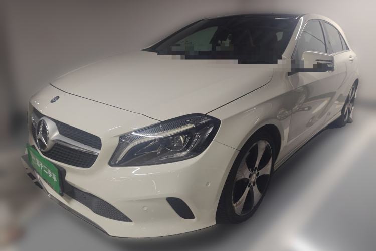 Used Mercedes-Benz A-Class 2016 A 200 Fashion Model Guazi used car, China used car export, Used car for sale, Used cars, Cheapest cars for sale