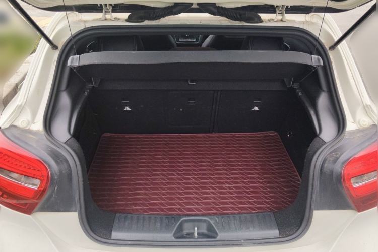 Used Mercedes-Benz A-Class 2016 A 180 Trunk