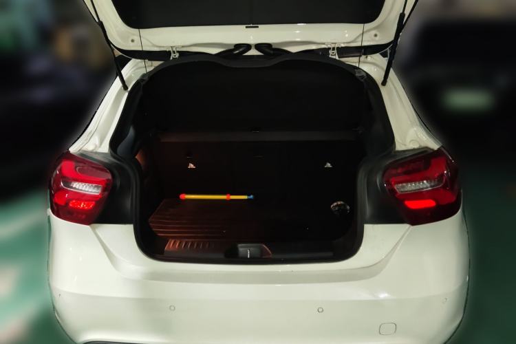 Used Mercedes-Benz A-Class 2016 A 200 Dynamic Edition Trunk