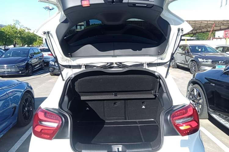 Used Mercedes-Benz A-Class 2016 A 200 Track Edition Trunk