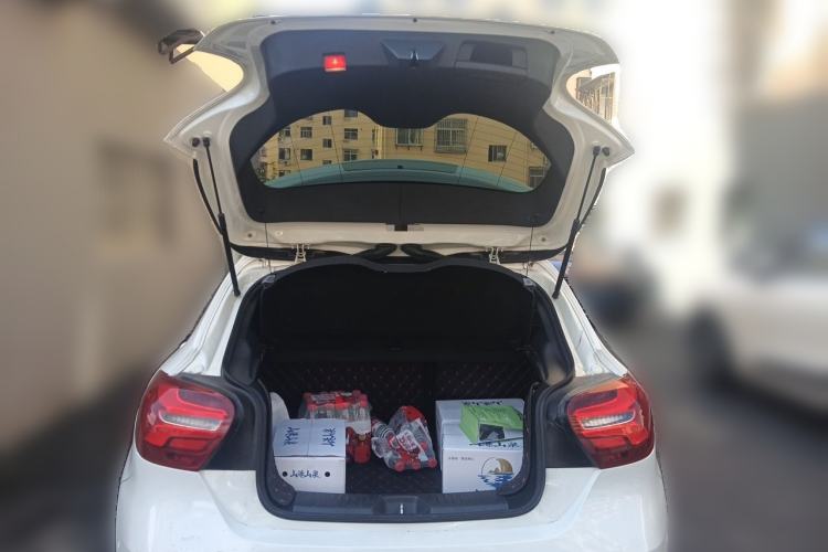 Used Mercedes-Benz A-Class 2016 A 200 Fashion Model Trunk