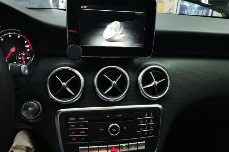 Used Mercedes-Benz A-Class 2017 A 200 Dynamic Edition Audio And AC Panel