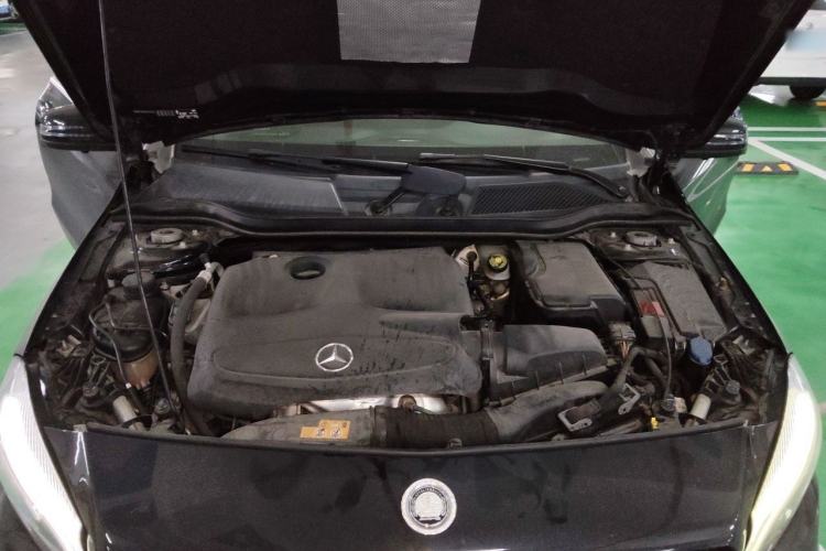 Used Mercedes-Benz A-Class 2017 A 200 Dynamic Edition Engine Bay