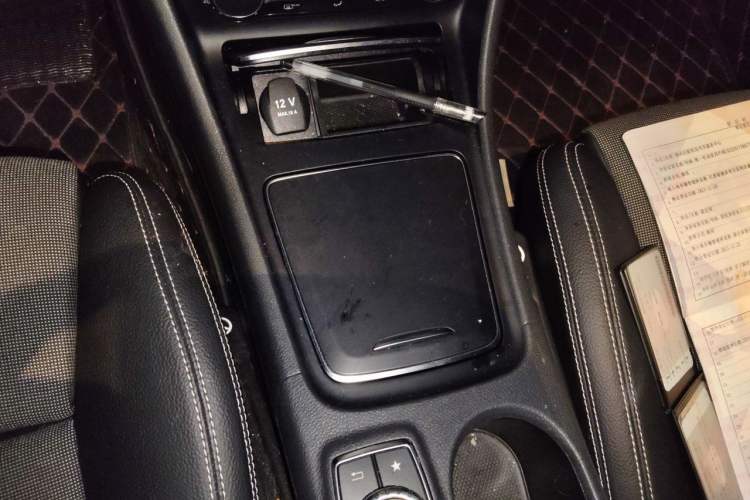 Used Mercedes-Benz A-Class 2017 A 200 Dynamic Edition Gear Lever