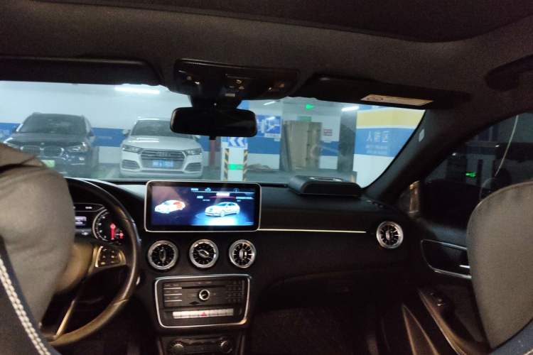 Used Mercedes-Benz A-Class 2017 A 200 Dynamic Edition Headliner