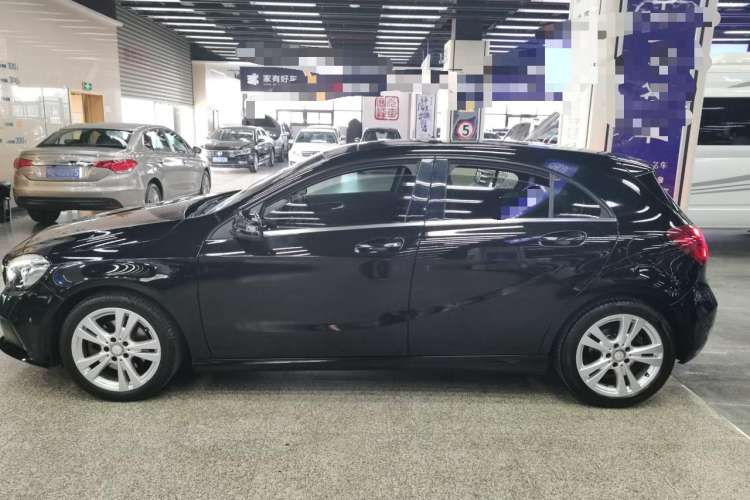 Used Mercedes-Benz A-Class 2017 A 200 Dynamic Edition Left Side