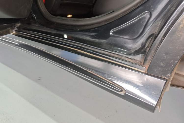 Used Mercedes-Benz A-Class 2017 A 260 Sport Edition Left Side Sill