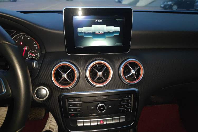 Used Mercedes-Benz A-Class 2017 A 200 Dynamic Edition Audio And AC Panel