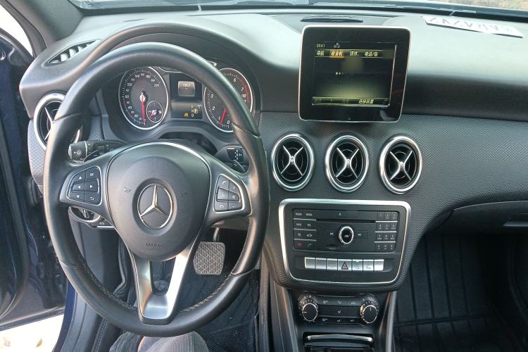 Used Mercedes-Benz A-Class 2017 Revised A 200 Dynamic Edition Center Console