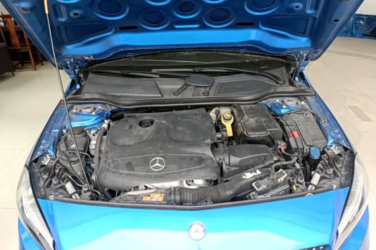 Used Mercedes-Benz A-Class 2017 A 200 Fashion Model Engine Bay