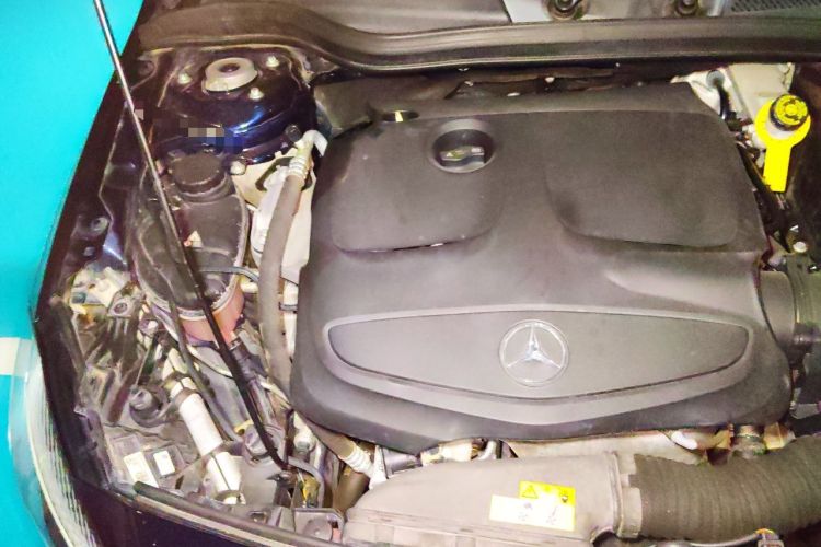 Used Mercedes-Benz A-Class 2017 Revised Version A 200 Fashion Edition Engine Bay Right