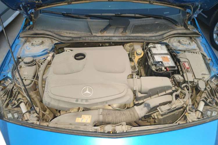Used Mercedes-Benz A-Class 2017 A 200 Dynamic Edition Engine Bay