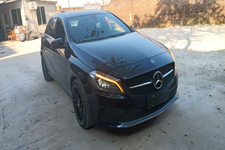 Used Mercedes-Benz A-Class 2017 Revised A 200 Dynamic Edition Exterior 1