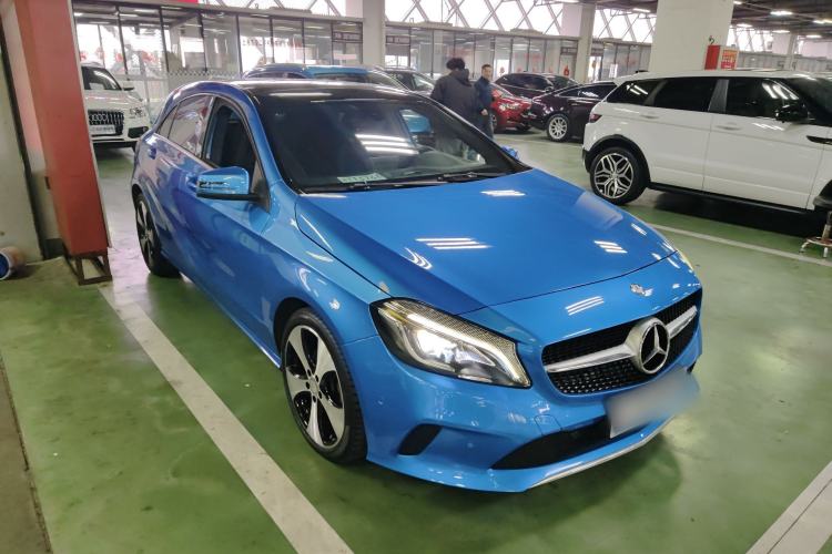 Used Mercedes-Benz A-Class 2017 A 200 Fashion Model Exterior 1