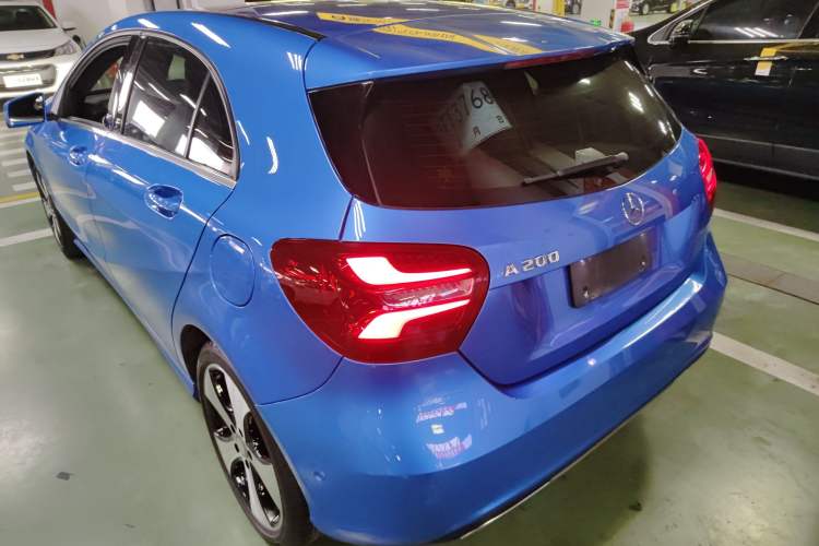 Used Mercedes-Benz A-Class 2017 A 200 Fashion Model Exterior 2