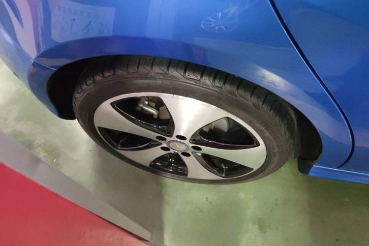 Used Mercedes-Benz A-Class 2017 A 200 Fashion Model Exterior 5