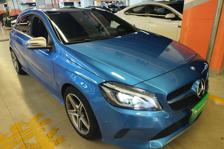 Used Mercedes-Benz A-Class 2017 A 200 Dynamic Edition Front Right 45 Deg