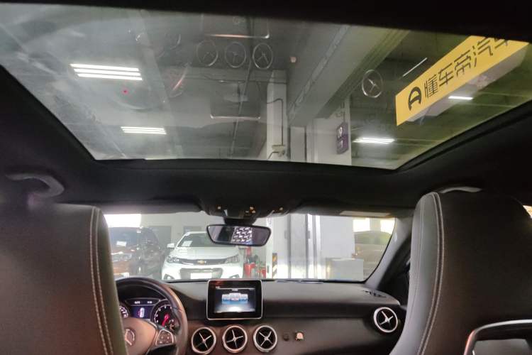 Used Mercedes-Benz A-Class 2017 A 200 Fashion Model Headliner
