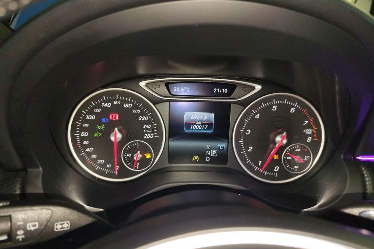 Used Mercedes-Benz A-Class 2017 A 200 Dynamic Edition Instrument Cluster