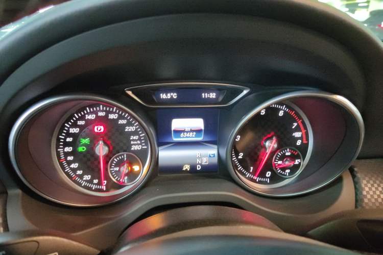 Used Mercedes-Benz A-Class 2017 A 200 Fashion Model Instrument Cluster