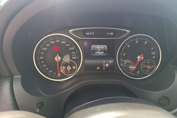 Used Mercedes-Benz A-Class 2017 Revised A 180 Instrument Cluster