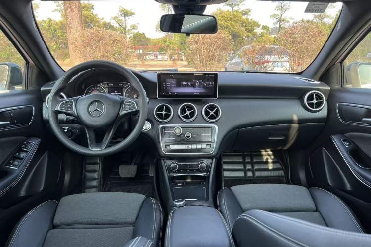 Used Mercedes-Benz A-Class 2017 Revised A 180 Interior 2
