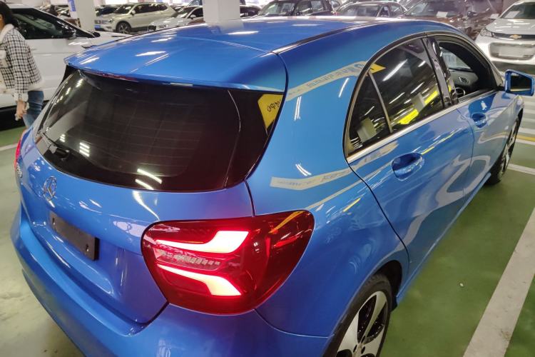 Used Mercedes-Benz A-Class 2017 A 200 Fashion Model Rear Right 45 Deg