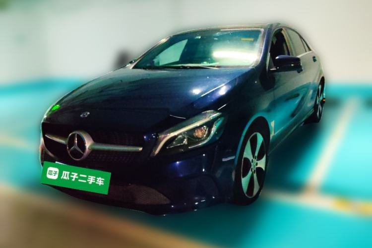 Used Mercedes-Benz A-Class 2017 Revised Version A 200 Fashion Edition Guazi used car, China used car export, Used car for sale, Used cars, Cheapest cars for sale