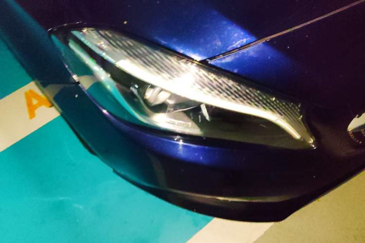 Used Mercedes-Benz A-Class 2017 Revised Version A 200 Fashion Edition Right Front Headlight