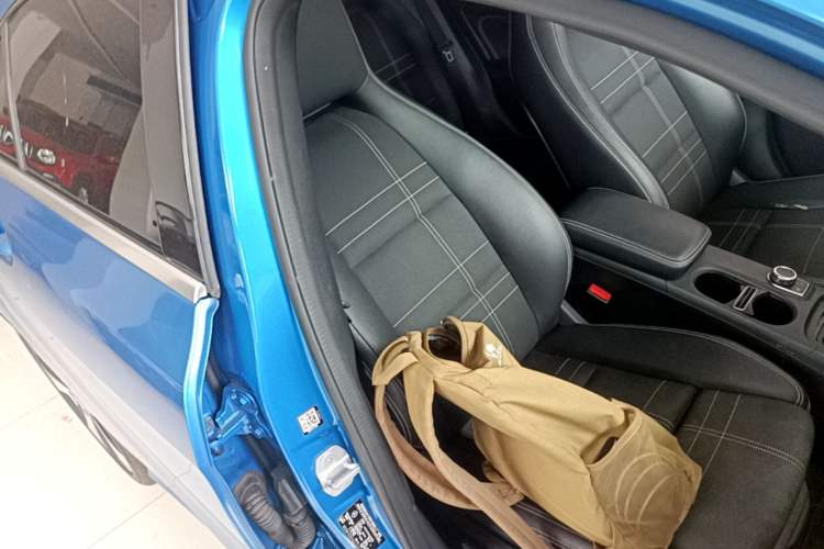 Used Mercedes-Benz A-Class 2017 A 200 Fashion Model Right Front Seat