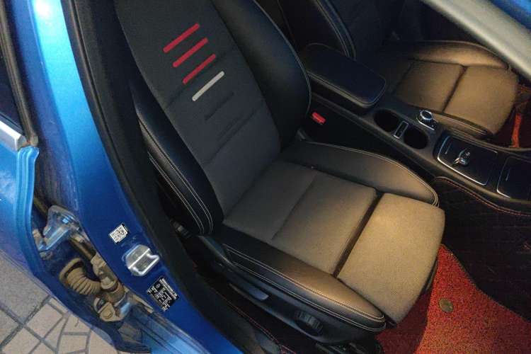 Used Mercedes-Benz A-Class 2017 A 200 Dynamic Edition Right Front Seat