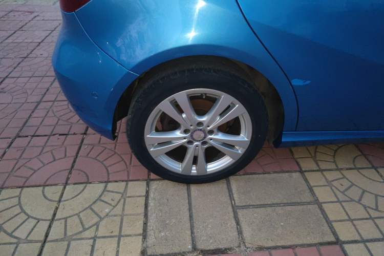 Used Mercedes-Benz A-Class 2017 A 200 Dynamic Edition Right Rear Wheel Hub