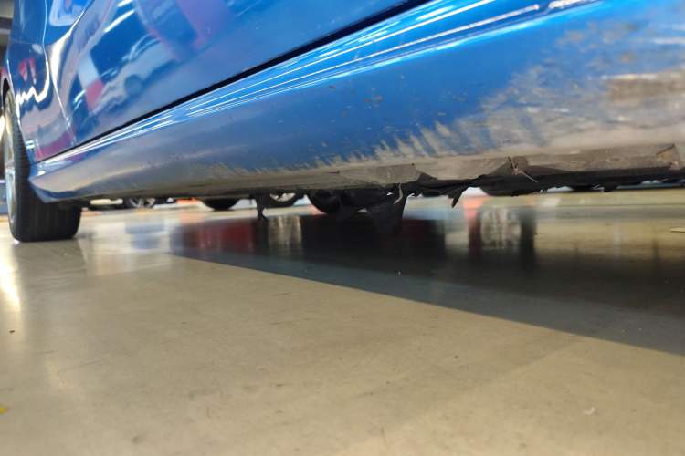 Used Mercedes-Benz A-Class 2017 A 200 Dynamic Edition Right Side Sill