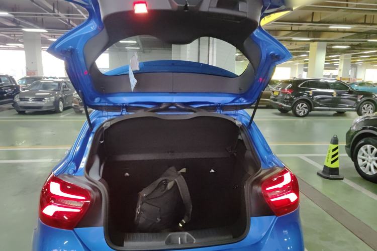 Used Mercedes-Benz A-Class 2017 A 200 Fashion Model Trunk