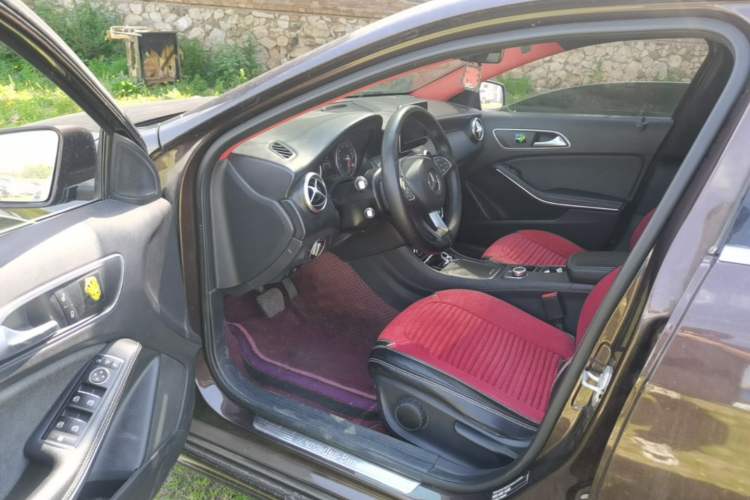 Used Mercedes-Benz A-Class 2017 A 200 Dynamic Edition Driver Seat